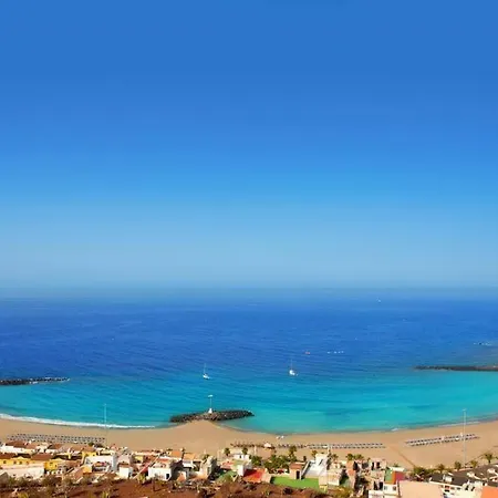 Castle Harbour With Heated Pool, Only 700 Meters To The Beach, Wifi, Balcony Apartment Arona (Tenerife)